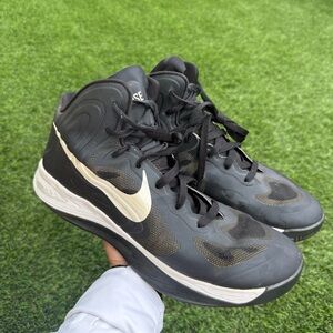 Nike Men's Black and White Mid-Top Athletic Sneakers